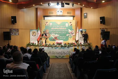 تجلیل از فعالان قرآنی جمعیت هلال احمر استان مرکزی در محلات
