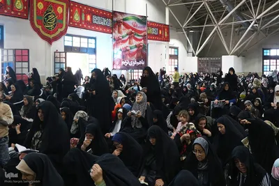 مراسم دعای عرفه در گلستان شهدای اصفهان