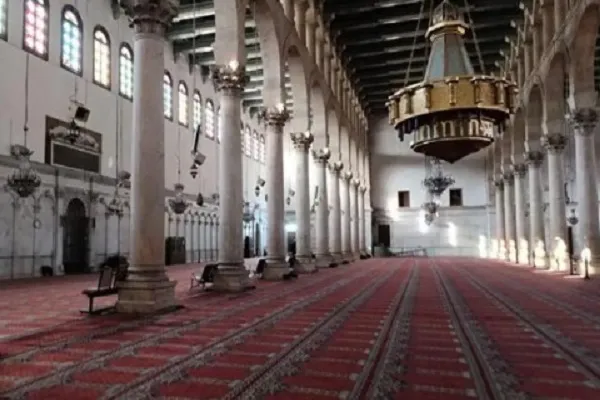 Emevi camiinin halı tasarımını Cumhurbaşkanı Erdoğan seçti