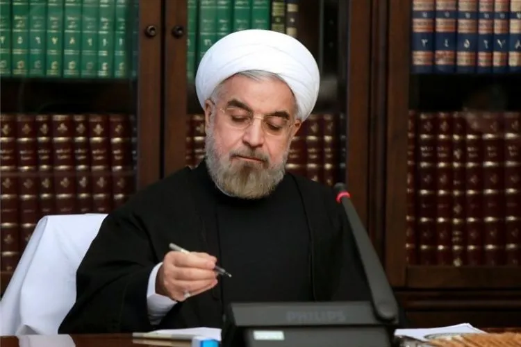 رئیس جمهور درگذشت عزت‌الله انتظامی را تسلیت گفت