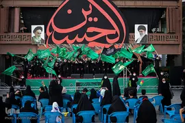 اجتماع بزرگ زنان عاشورایی در میدان امام حسین (ع)