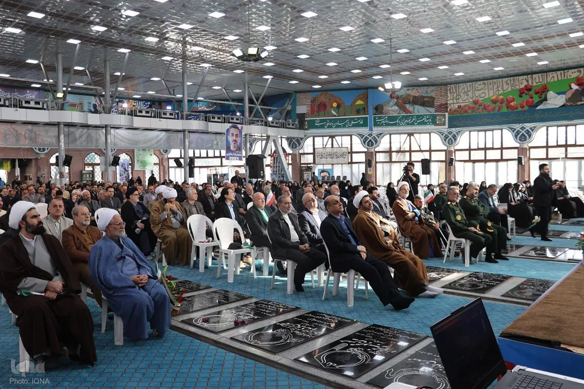 مسئولان و مردم در رشت با آرمان‌های شهدا تجدید میثاق کردند