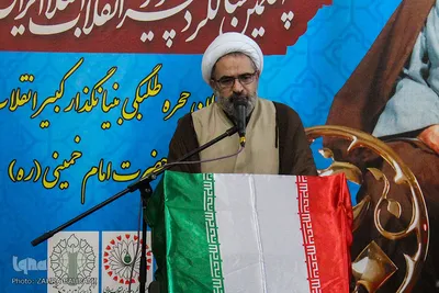 گلباران حجره طلبگی امام خمینی(ره) در اراک