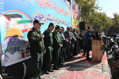 راهپیمایی یوم‌الله ۱۳ آبان در ملایر