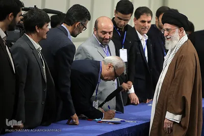 حضور حضرت آیت الله خامنه ای، رهبر معظم انقلاب پای صندوق اخذ رای