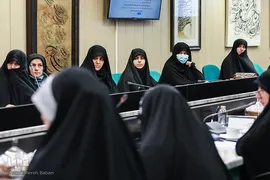 دیدار وزیر ارشاد با جمعی از بانوان پیشکسوت قرآنی