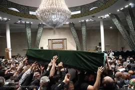 مراسم تشییع پیکر آیت الله سید عبدالله فاطمی‌نیا(ره) در مسجد دانشگاه تهران