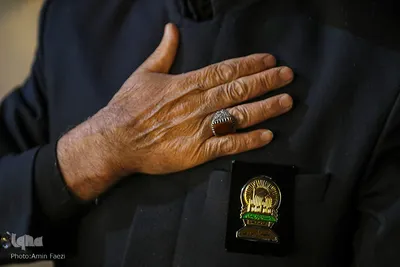 مراسم شام غریبان و لاله گردانی خادمین حرم شاهچراغ (ع)