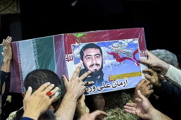 برپایی جشن تولد نمادین شهید «آرمان علی‌وردی» در فرهنگسرای رازی