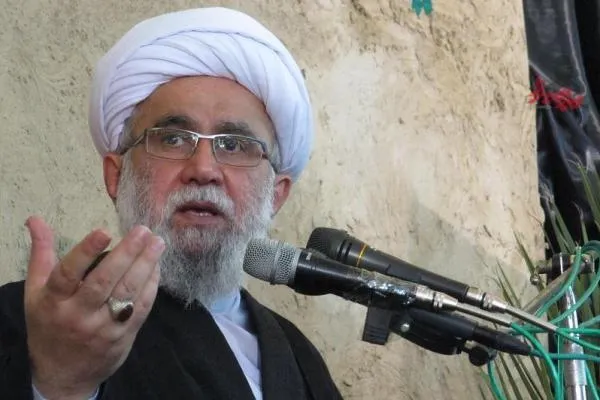اخلاقی بودن به معنای خواندن هزار کتاب اخلاقی نیست