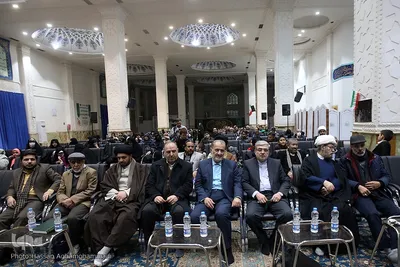 اولین محفل انس با قرآن پنجمین کاروان قرآنی انقلاب در آستان مقذس شیخ صدوق (ره) شهر ری