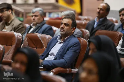 تجلیل از فعالان عرصه کتاب و کتاب‌خوانی در اراک