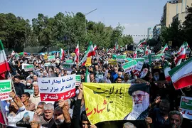 راهپیمایی مردم تهران در اعتراض به اغتشاشات اخیر