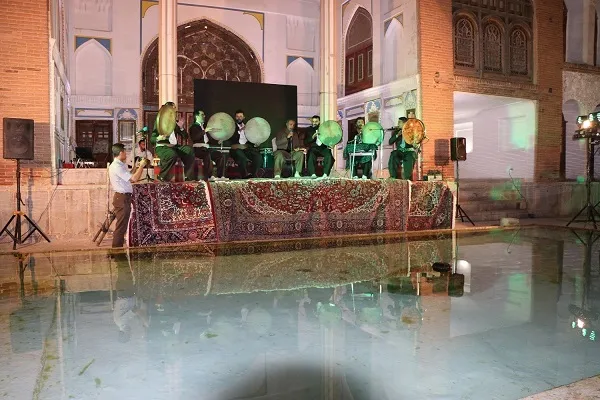 تجلیل از فعالان عرصه موسیقی عرفانی در کردستان