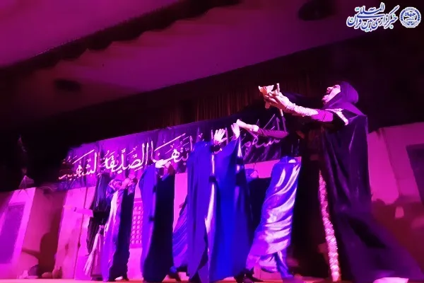 اجرای نمایش مذهبی «کوثر علی(ع)» به نویسندگی و کارگردانی «محمدحیدری» در بابلسر