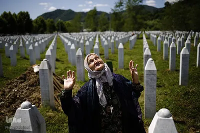 بیست و پنجمین مراسم سالگرد کشتار ۸۰۰۰هزار مسلمان شهر «سربرنیتسا» جمهوری بوسنی و هرزگوین توسط ارتش صرب