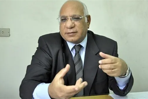 انتقاد اساتید مصر از اخراج قاری خاطی