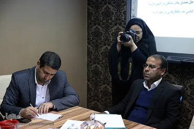 نشست هم اندیشی فعالان پوشاک عفاف و حجاب با حجت‌الاسلام والمسلمین مهدی سیف جمالی، سرپرست کارگروه مد و لباس کشور
