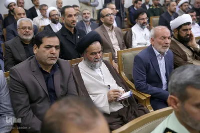 دیدار دست‌اندرکاران کنگره 6200 شهید استان مرکزی با مقام معظم رهبری