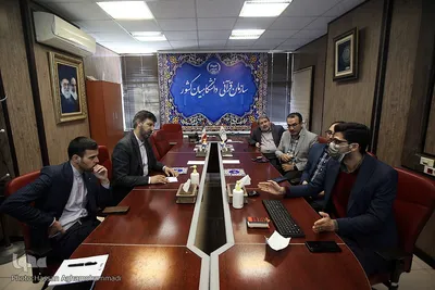نشست اصغر باقرزاده، معاون پرورشی و فرهنگی وزارت آموزش و پرورش با محمدحسین حسنی، رییس سازمان قرآنی دانشگاهیان کشور