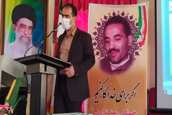 مهارت نقدپذیری را به دانش‌آموزان بیاموزیم