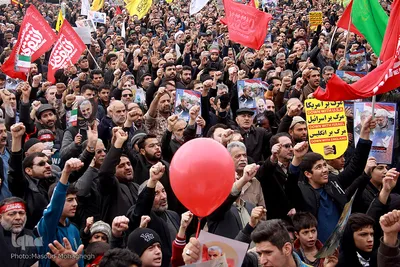 راهپیمایی مردم سمنان در حمایت از پاسخ موشکی سپاه