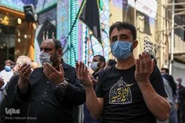 پرچم عزا بر فراز حسینیه کربلایی‌های تهران