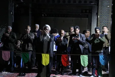 مسجدی که سوخت و نمازی که در آن خاموش نشد