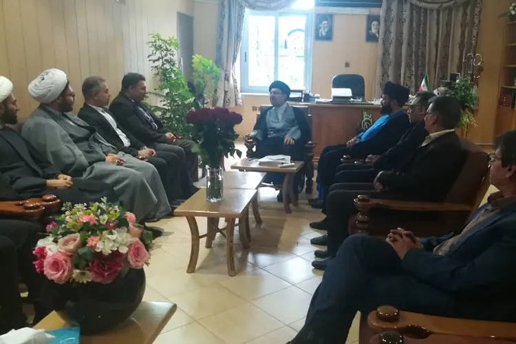 مدرسه علمیه لارستان؛ پایگاهی برای حفظ وحدت مسلمانان شیعه و سنی