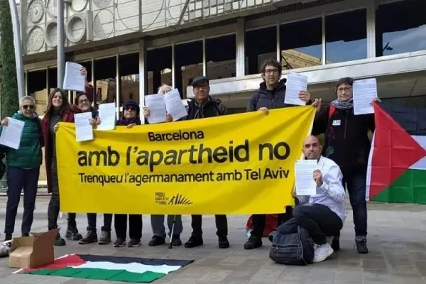 Barcelona Mayor Cuts Ties with Tel Aviv over Israeli Apartheid