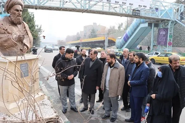 سردیس شیخ فضل‌الله نوری در میدان صنعت رونمایی شد