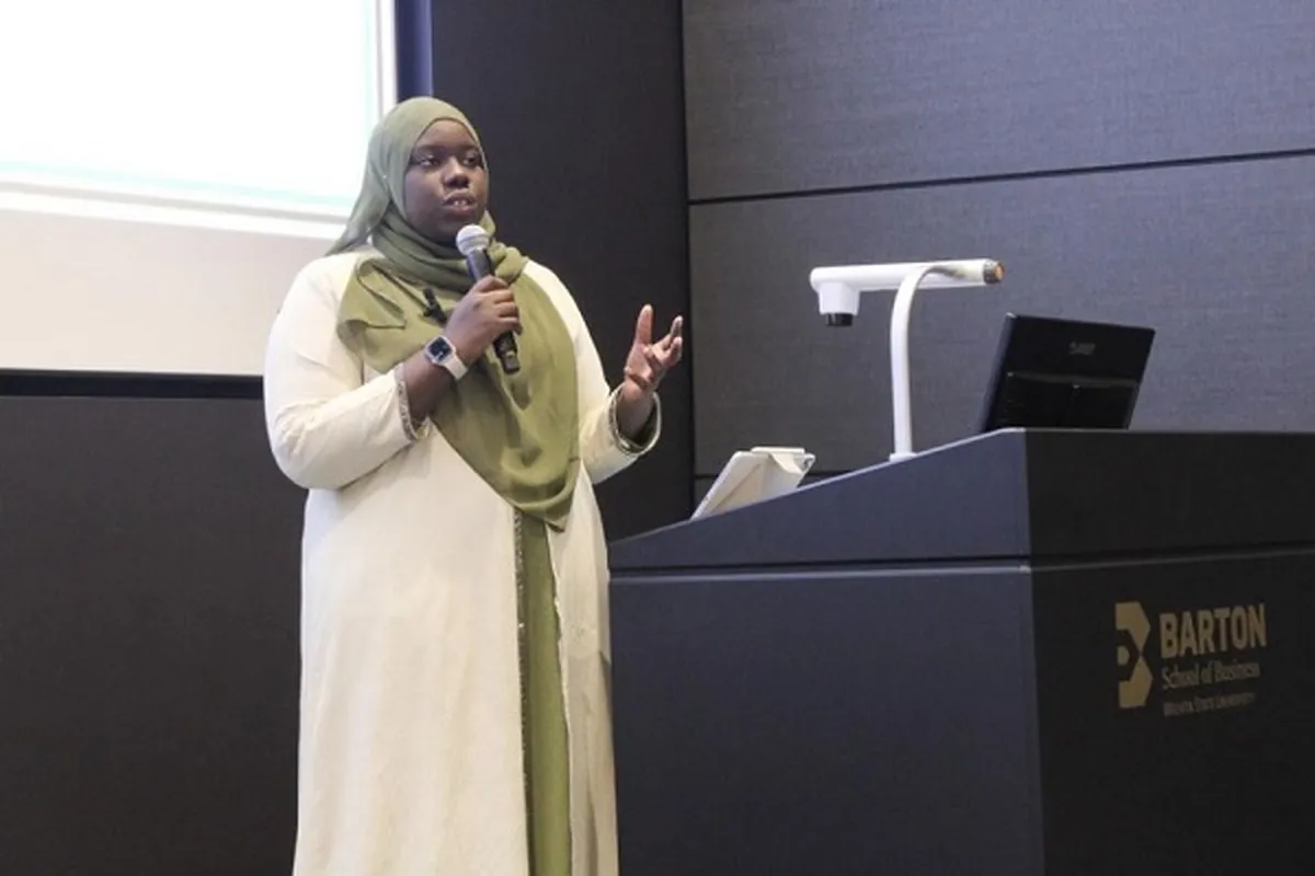 Hadithi za Wanawake wa Kiislamu Huwapa Moyo Wanafunzi wa Chuo Kikuu cha Jimbo la Wichita Kansas