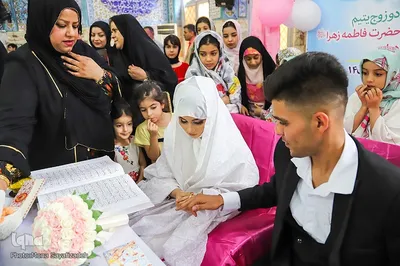 مراسم عقد یک زوج جوان در مسجد رضوان اهواز
