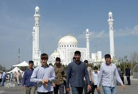 افتتاح بزرگترین مسجد اروپا در شهر شارلی چچن