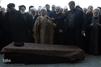 مراسم تشییع پیکر مرحوم آیت الله رسولی محلاتی در شهر مقدس قم