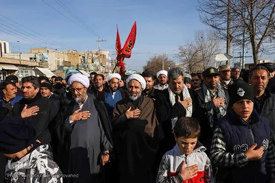 تدفین پیکر شهید گمنام دفاع مقدس دراهر