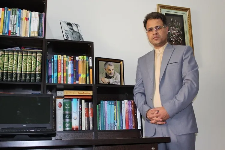 دو پایه اصلی دیپلماسی نهضتی / تحقق اهداف بیانیه گام دوم نیازمند شکل‌گیری «دولت مقاومت و پیشرفت» است