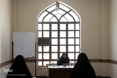 کلاس‌های حوزه علمیه برای دانش‌آموزان برتر قرآنی‎ در البرز