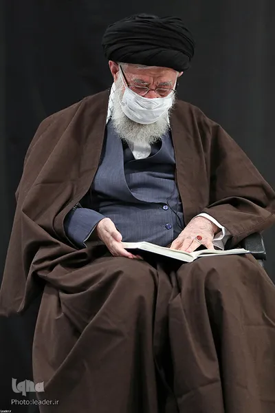 مراسم عزاداری و قرائت زیارت اربعین در حسینیه امام خمینی(ره)