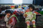 شیرینی هم‌نمک در حسینیه‌ای پر از عروسک