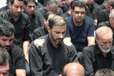 نماز ظهر عاشورا در ملایر