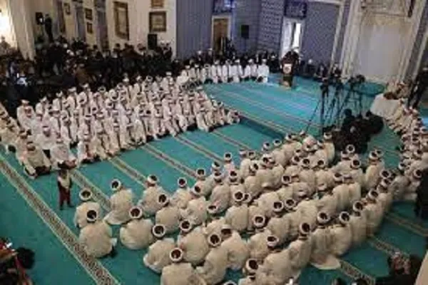 فارغ‌التحصیلی شماری از حافظان قرآن در استانبول + فیلم