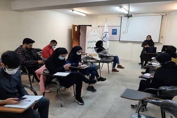 دومین جلسه از کارگاه آموزشی حقوق شهروندی در رشت برگزار شد