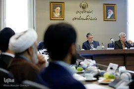 عبدالهادی فقهی زاده و سیدعباس صالحی در چهل‌و‌هشتمین جلسه کمیسیون تبلیغ و ترویج قرآن کریم