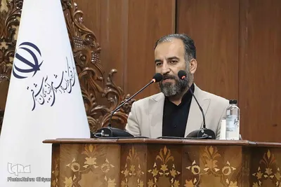 نشست صمیمی وزیر فرهنگ و ارشاد اسلامی با اصحاب رسانه آذربایجان شرقی