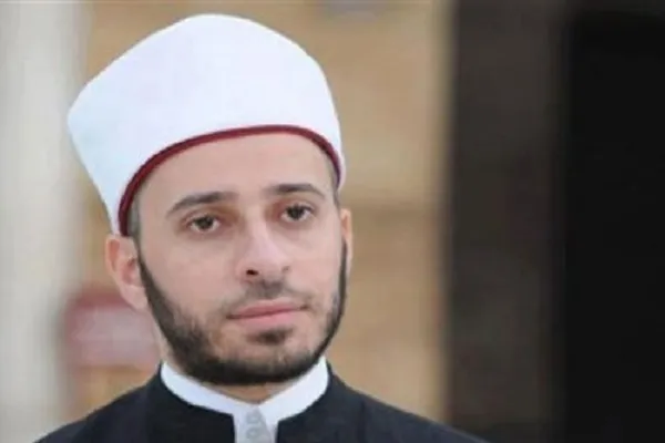 Gerakan Agama Ekstremis Mendistorsi Al-Quran