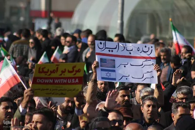 راهپیمایی شیرازی ها بر علیه اغتشاشگران