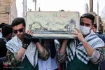 وداع دانش‌آموزان بیرجندی با شهدای گمنام