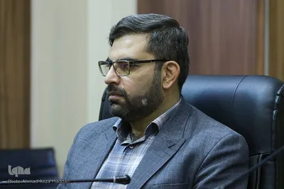 نشست جامعه قرآنی استان فارس با رئیس سازمان تبلیغات اسلامی کشور