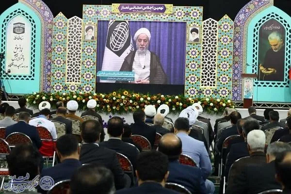 نهمین اجلاسیه استانی نماز در  پردیس دانشگاه مازندران